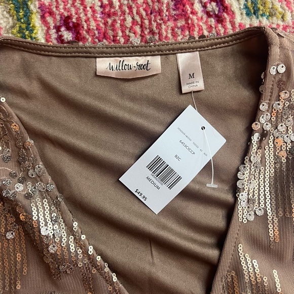 NWT Sequin Blouse - Picture 4 of 4